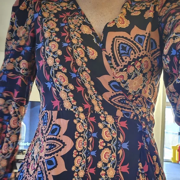 NWOT Southwestern Boho Floral Wrap Dress - Picture 8 of 8